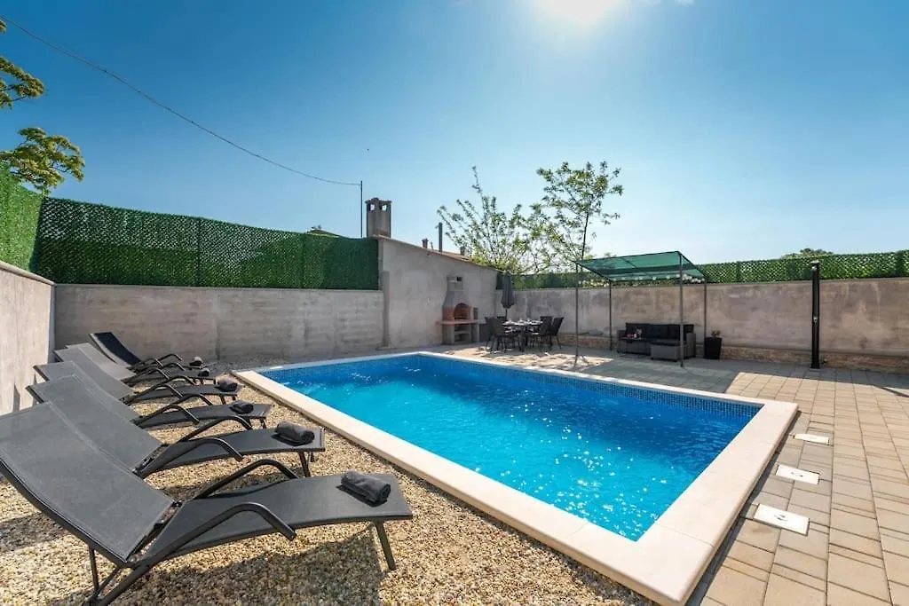 Casa Romito Villa Kastelir